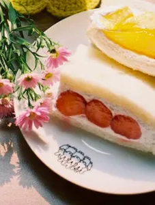 Banana cake