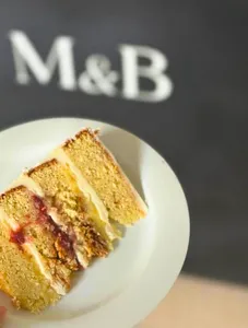 Strawberry and lemon with Swiss Meringue