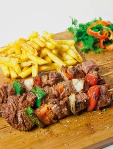 Chicken Brochette, 2 Skewers, Chips, and Salad
