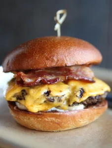Cheese Burger - Single