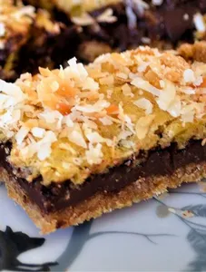 Coconut cinnamon bar