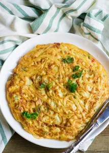 Noodles Omelet