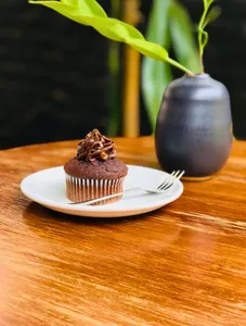 Chocolate Cupcakes/12 slices