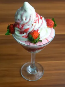 Super Strawberry