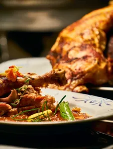 Half Chicken Grill With Onions, Pepper And Chips