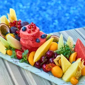Dominion Fruit Platter